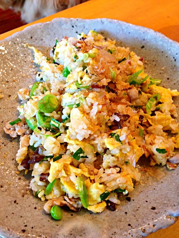 野菜と卵と胡麻の焼き飯|あきらさん