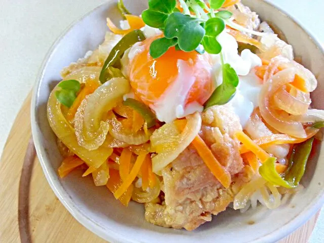 鶏の南蛮漬け丼。|ひろぴょんさん