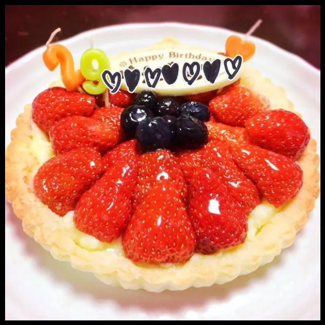 Happybirtqday！いちごタルト|mさんさん