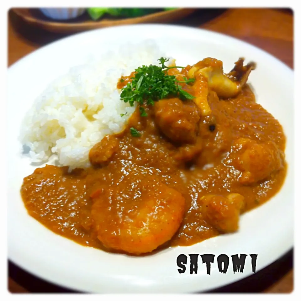 エビの頭で出汁をとったシーフードカレー(●´∪｀)|さとみ (satomi_foodart)さん