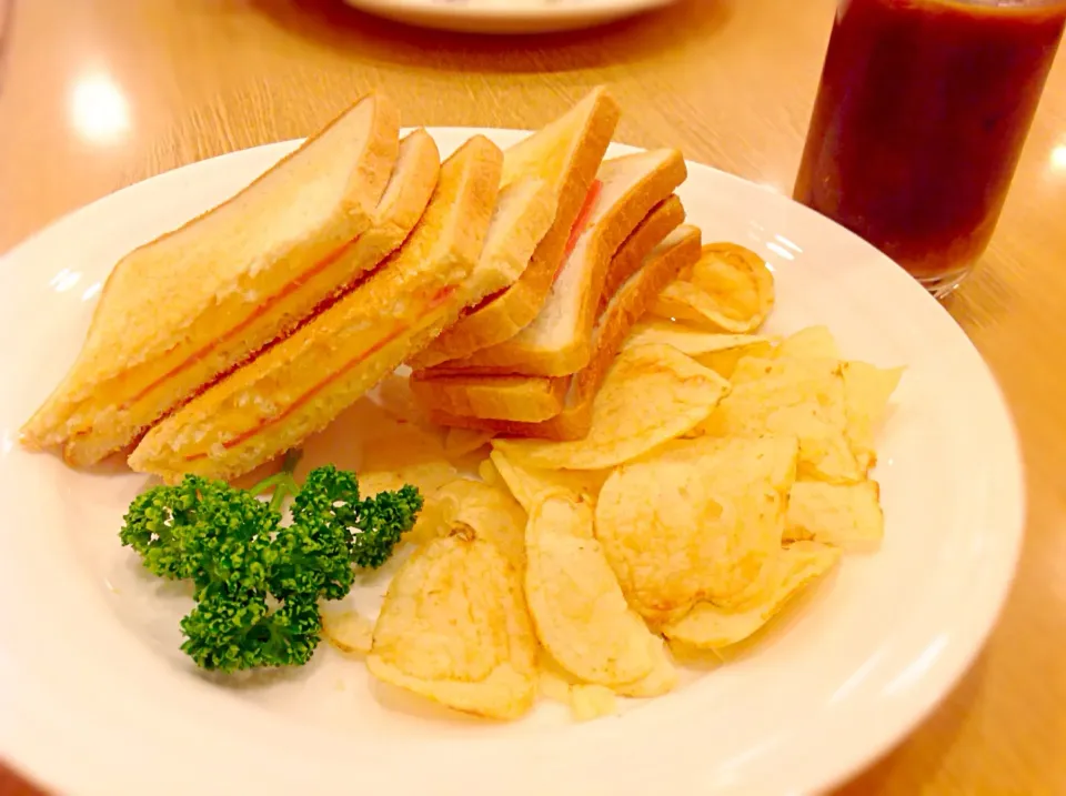 ホットサンドセット😋|アライさんさん