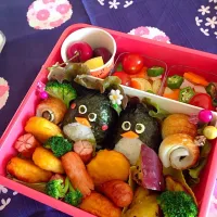 Snapdishの料理写真:親子遠足弁当🐠|こはここさん