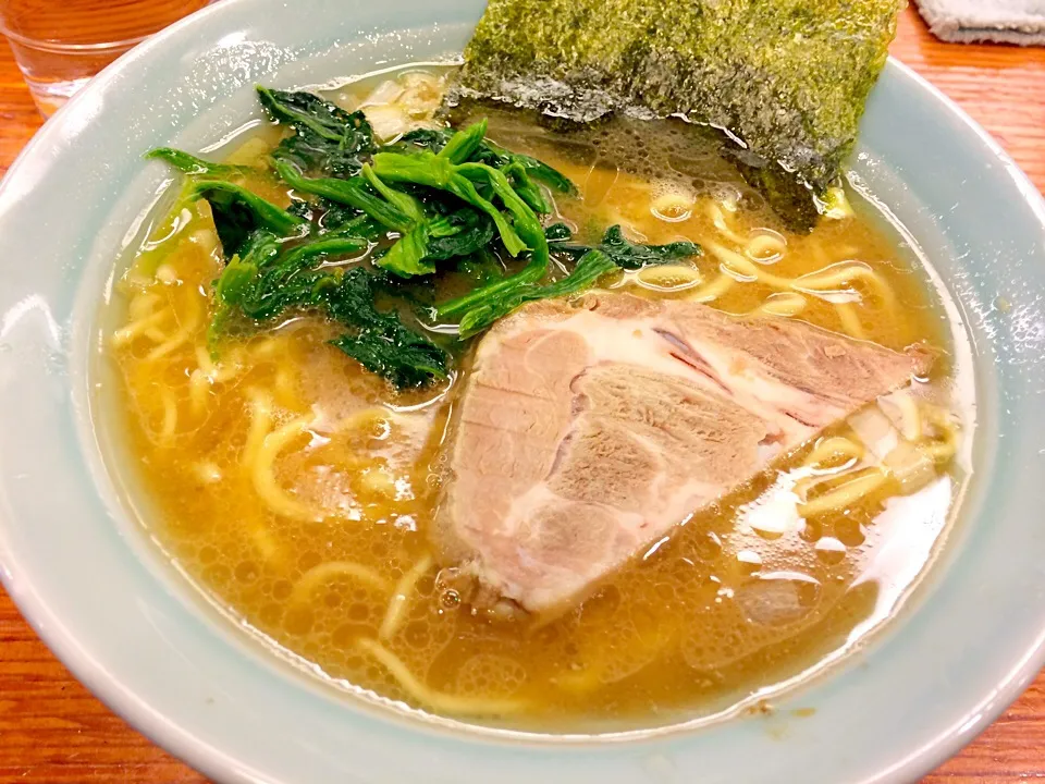 とんこつ醤油ラーメン|こんどう かずゆきさん