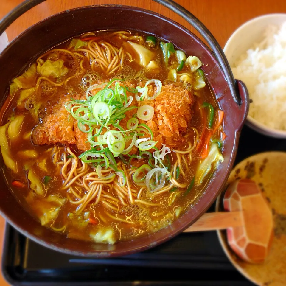 ＠大府PA「熱すぎる💦カツカレー煮込みラーメン定食！(^-^)」|TETSU♪😋さん