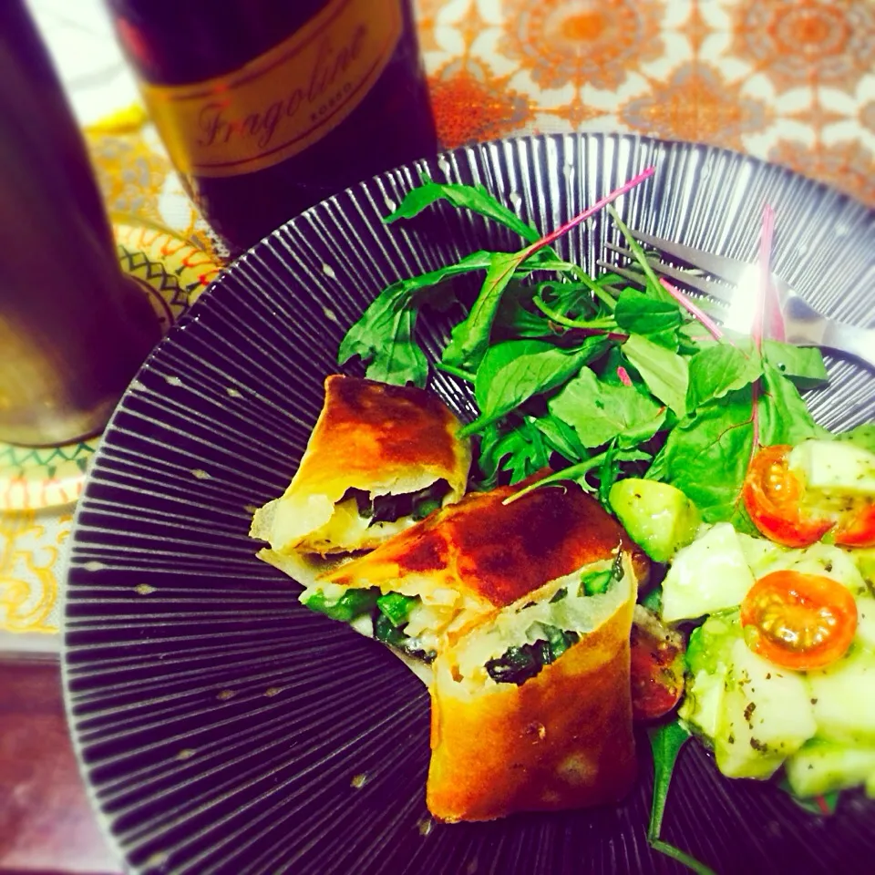 鶏肉と大葉とアスパラとチーズの春巻き♪長芋とアボカドとモッツァレラのカプレーゼ♪  晩ご飯|松田祐貴子さん