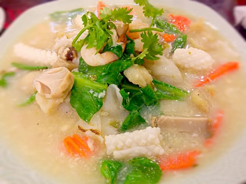 🐙Tom Yum Seafood Hor Fun🍅🍤🐋
@Thai Express|🌷lynnlicious🌷さん