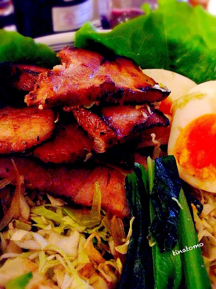 Snapdishの料理写真:りりたんこぶさんの料理 炊飯器で作ったじゅわトロチャーシューどーん💥（丼）|Tina Tomoko😋さん