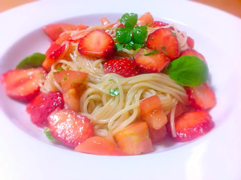 Strawberry&tomato capellini|Masakiさん