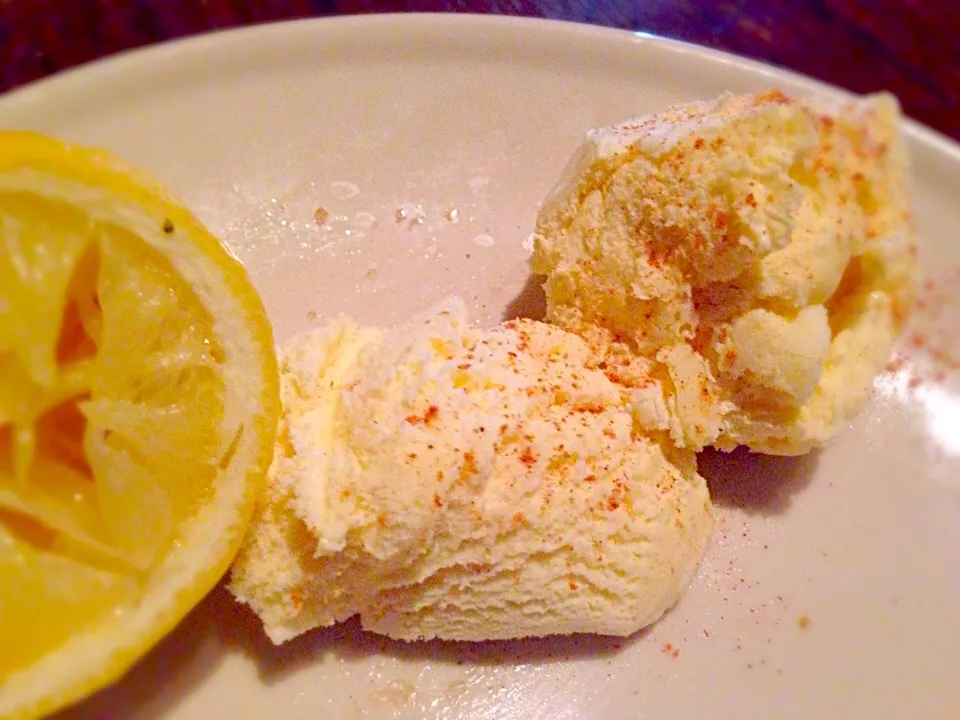 Lemon ice cream|Tori Poundsさん