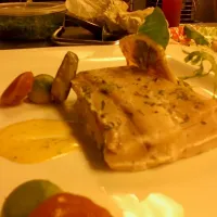 Snapdishの料理写真:sous vide yellowtail|Timothy Harrisさん