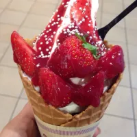 Straberry ice cream|Marycris Gomezさん