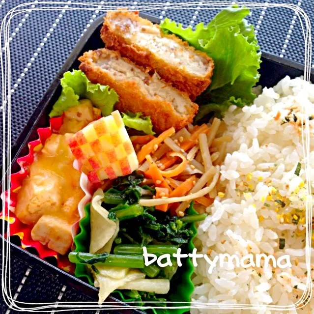 Snapdishの料理写真:普通にコロッケ弁当〜☆battymamaのしあわせになるお弁当〜☆|ばってぃーまま＠♪さん