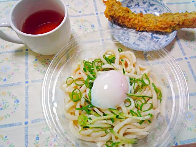 冷やし月見ちくわ天うどん|うたかた。さん