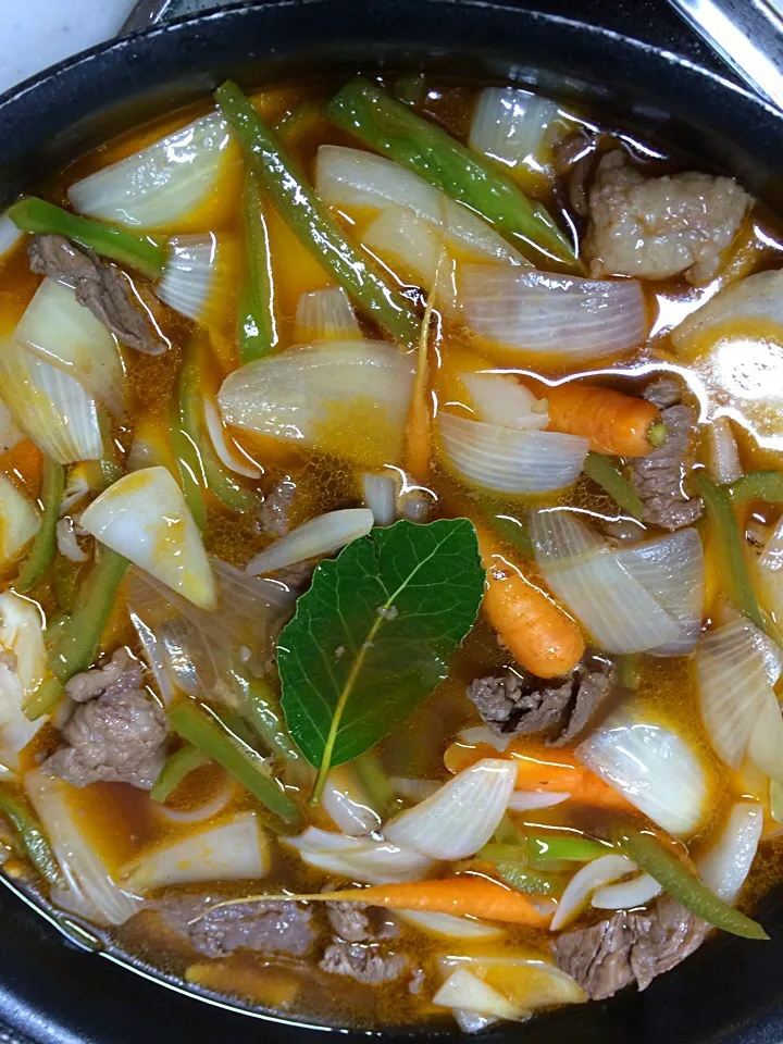 牛すじとたっぷり野菜のカレー仕込みちう|ユーリーさん