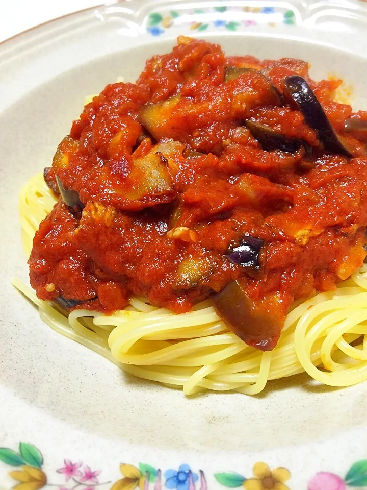 なすとベーコンのトマトソーススパゲッティ|kikiさん