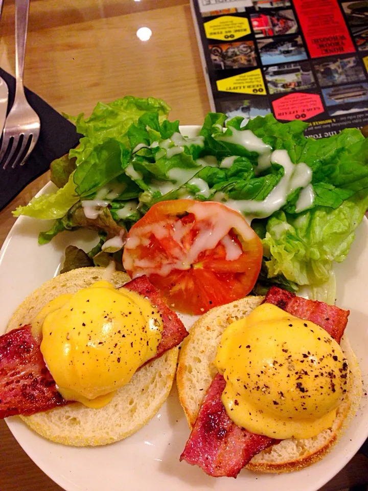 Egg Benedict|kana yamamotoさん