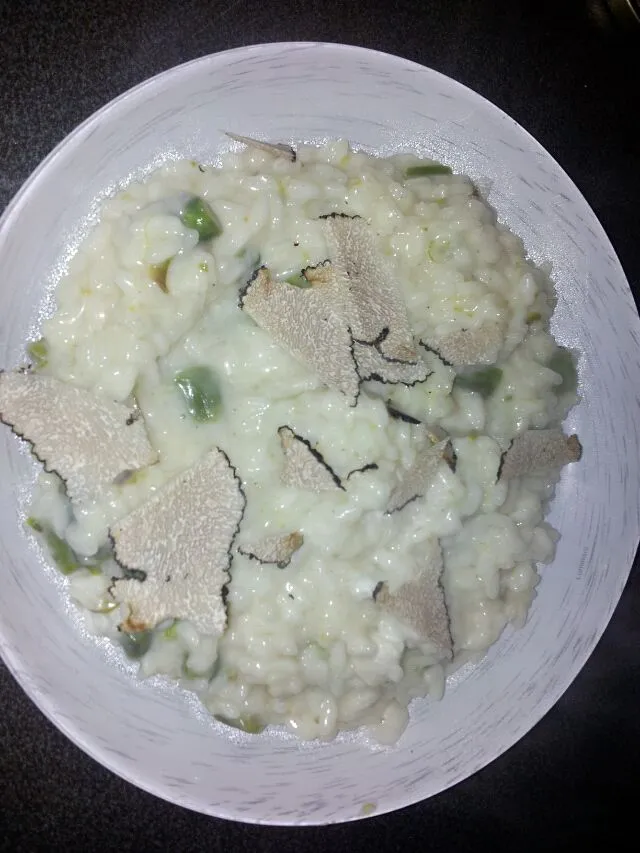 Risotto asparagi, stracchino e scaglie di tartufo|Cla1990さん