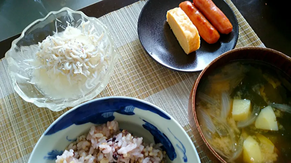 卵焼き＆しらすおろし＆じゃがいもの味噌汁|まぐろさん