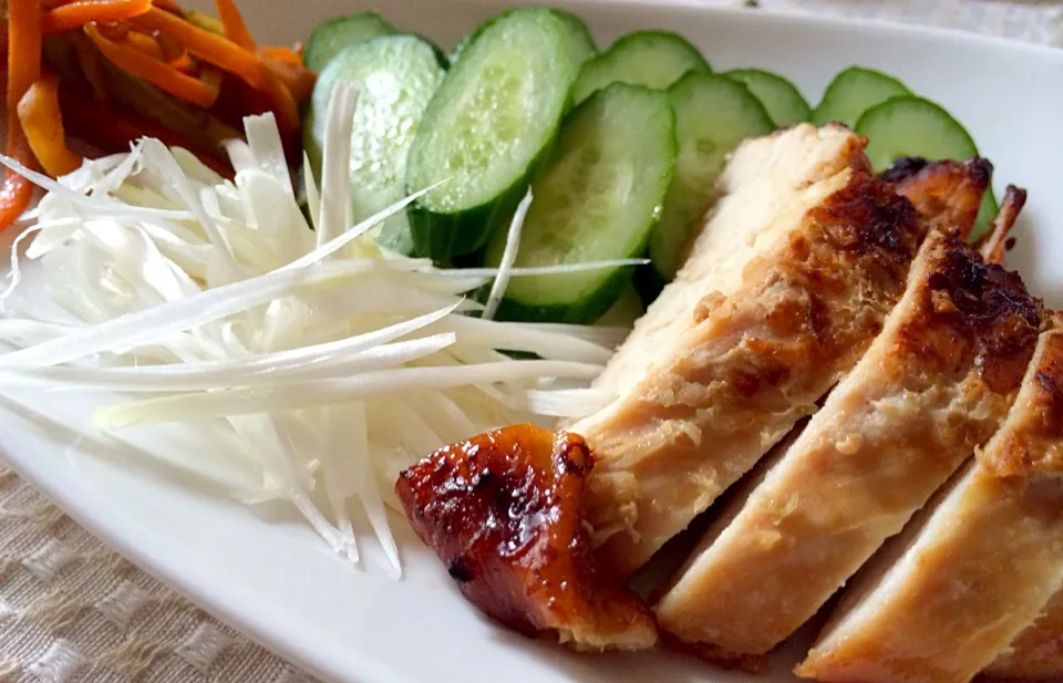 Ginger glazed breast chicken|Yumi  Furuyamaさん