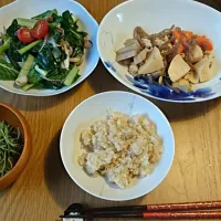 小松菜サラダ、根菜と挽き肉の煮物|YOKOさん