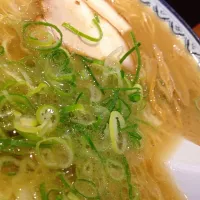 Snapdishの料理写真:とんこつラーメン|Mutyoさん