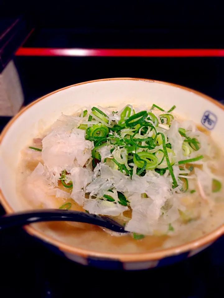 Snapdishの料理写真:豚×魚ラーメン、ダブルスープ。|えすとさん