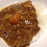 豚バラの軟骨付きを圧力鍋でカレーにしました❗️プルプルのコラーゲン感が美味いっす(⌒▽⌒)|塚本 アキラさん