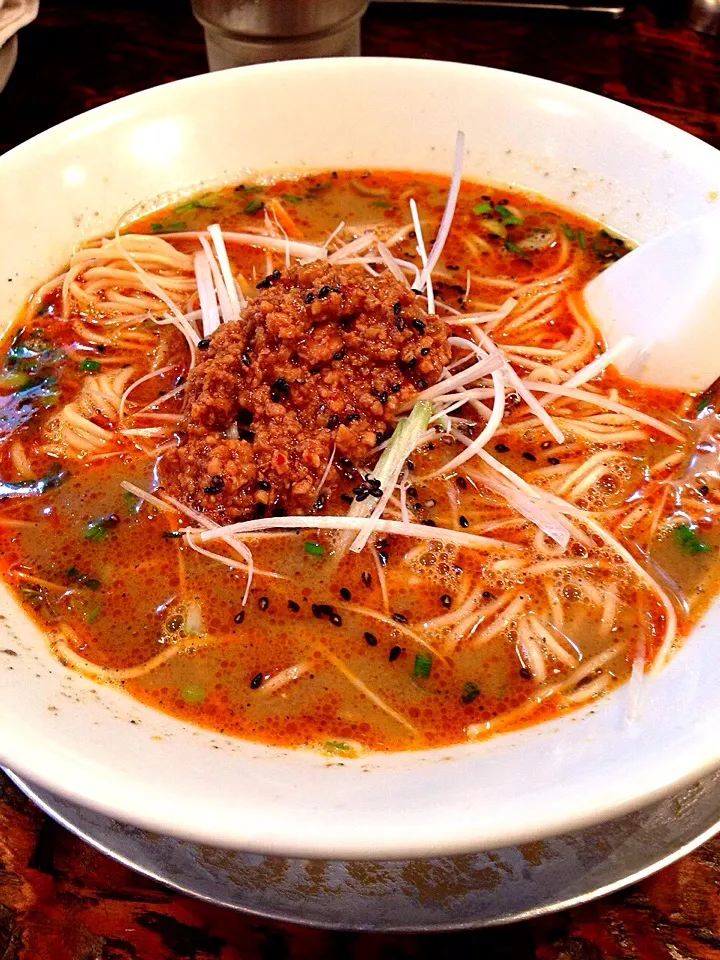 黒ごま坦々麺な今日の昼麺！|あぃあぃさん