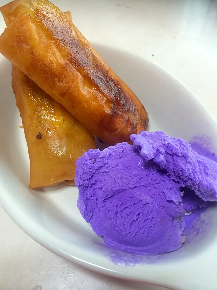 Turon and ube ice cream|bowssyさん