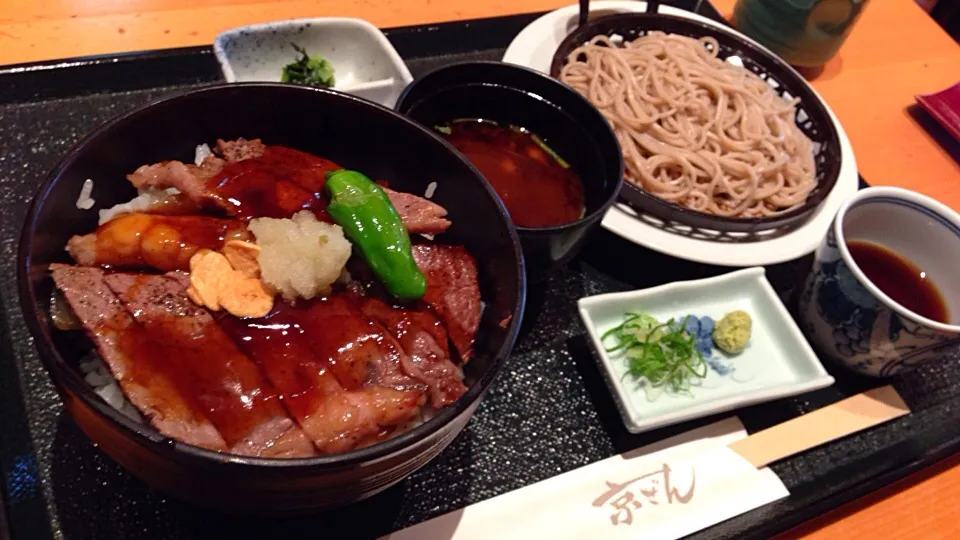 牛ロース丼と冷そばのセット|kazunoriさん