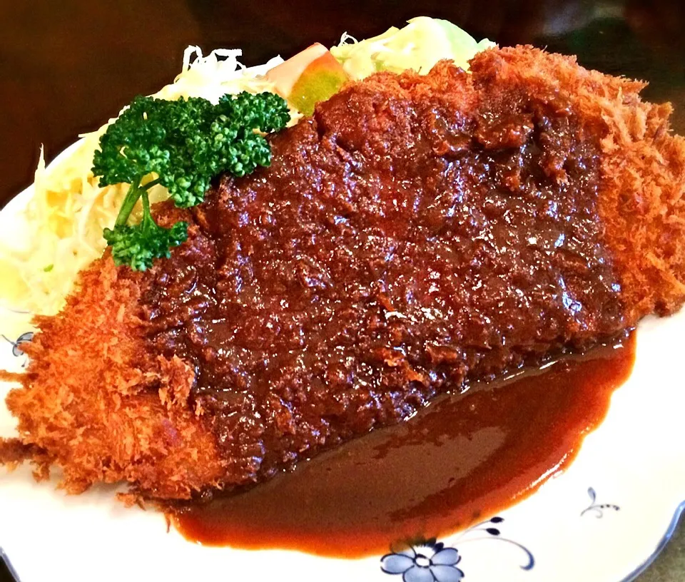 Snapdishの料理写真:洋食屋さんの名物ビフカツ☆|ms.gorgeousさん