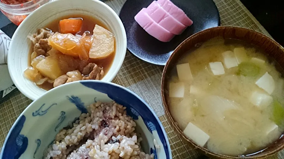 肉じゃが＆蒲鉾＆豆腐と葱の味噌汁|まぐろさん