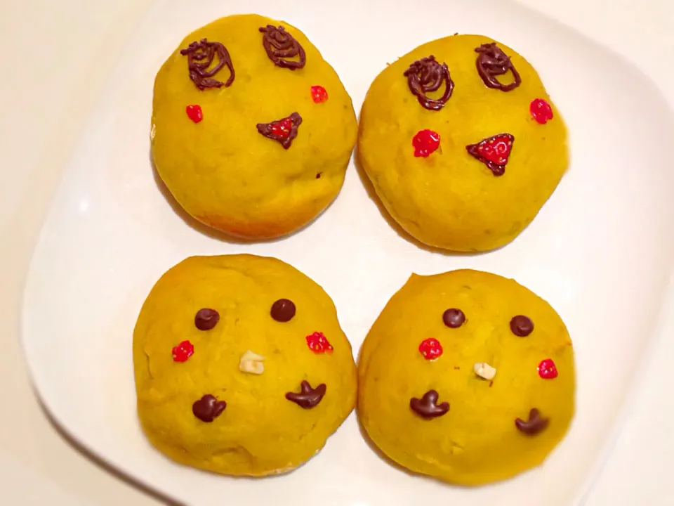 Snapdishの料理写真:MAAさんの料理 HMで簡単キャラパン☆
ひよこのパンプキンBread＆ふなっしー|ゆぅみんさん