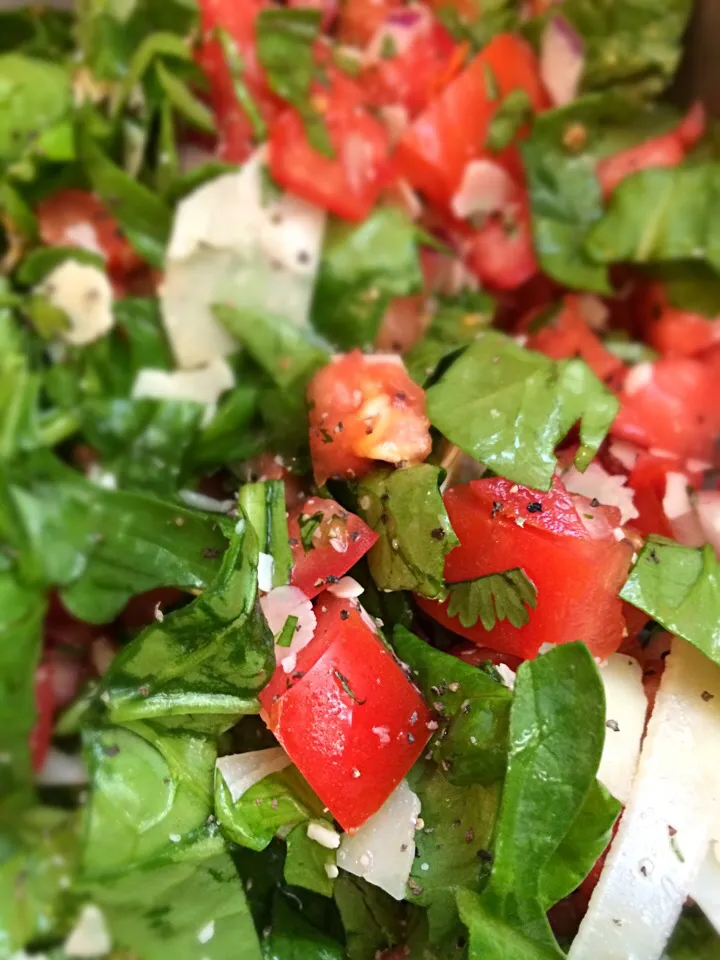 Smoked tomato & spinach salad!|andyさん