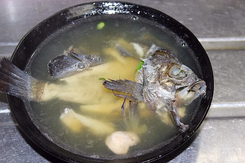 （釣）メバルのアラのお吸い物 なかなかGOODな出汁出ました^_^|さくたろうさん