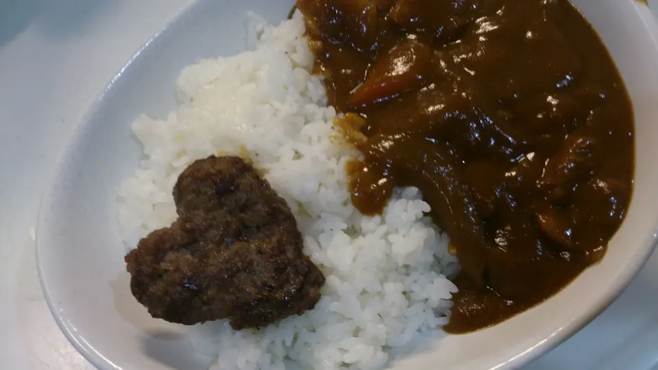 カレーとハンバーグ|naoさん