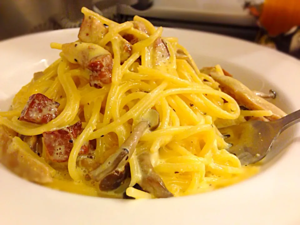 カルボナーラ|うぃんぐるさん