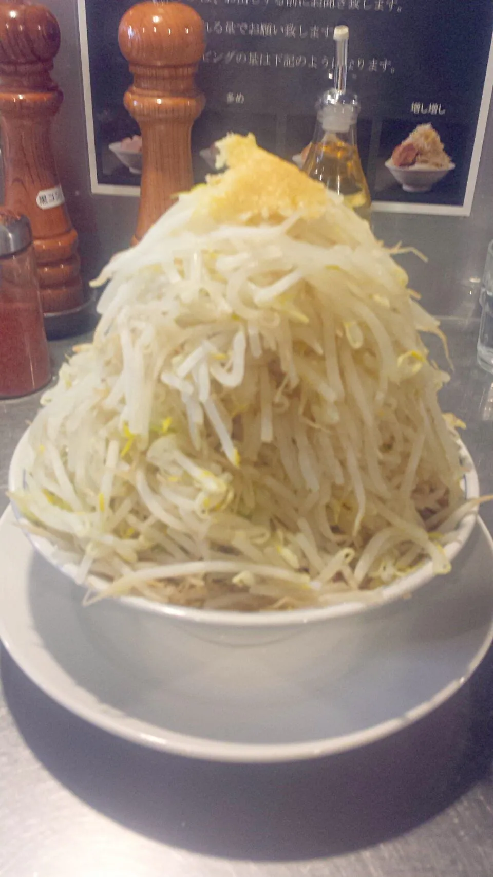 ラーメン大の野菜増し増し、ニンニク入り、味濃いめ♪|高倉功さん