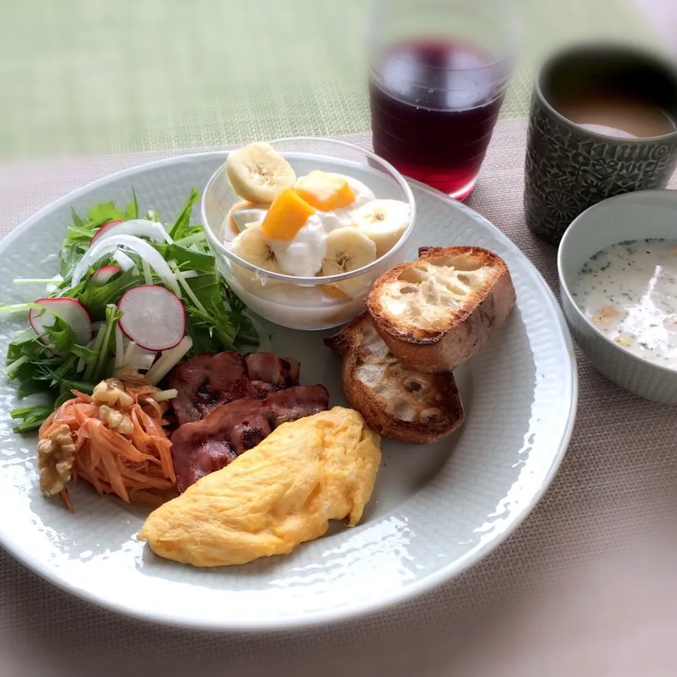 今日の朝ごはん|ぺんぎんさん