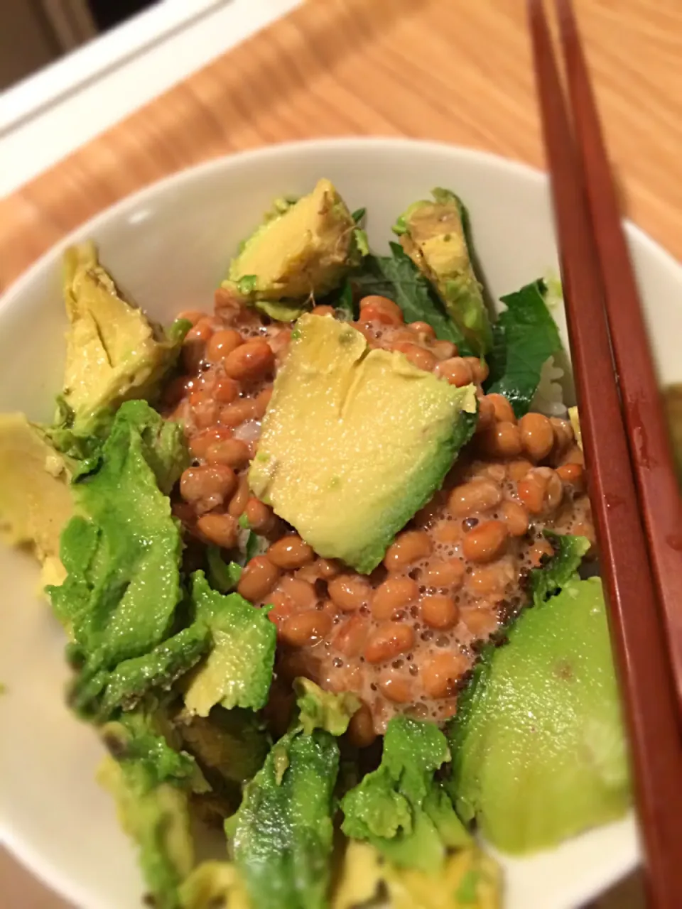 アボカドしそ納豆丼|ryookkkkoさん