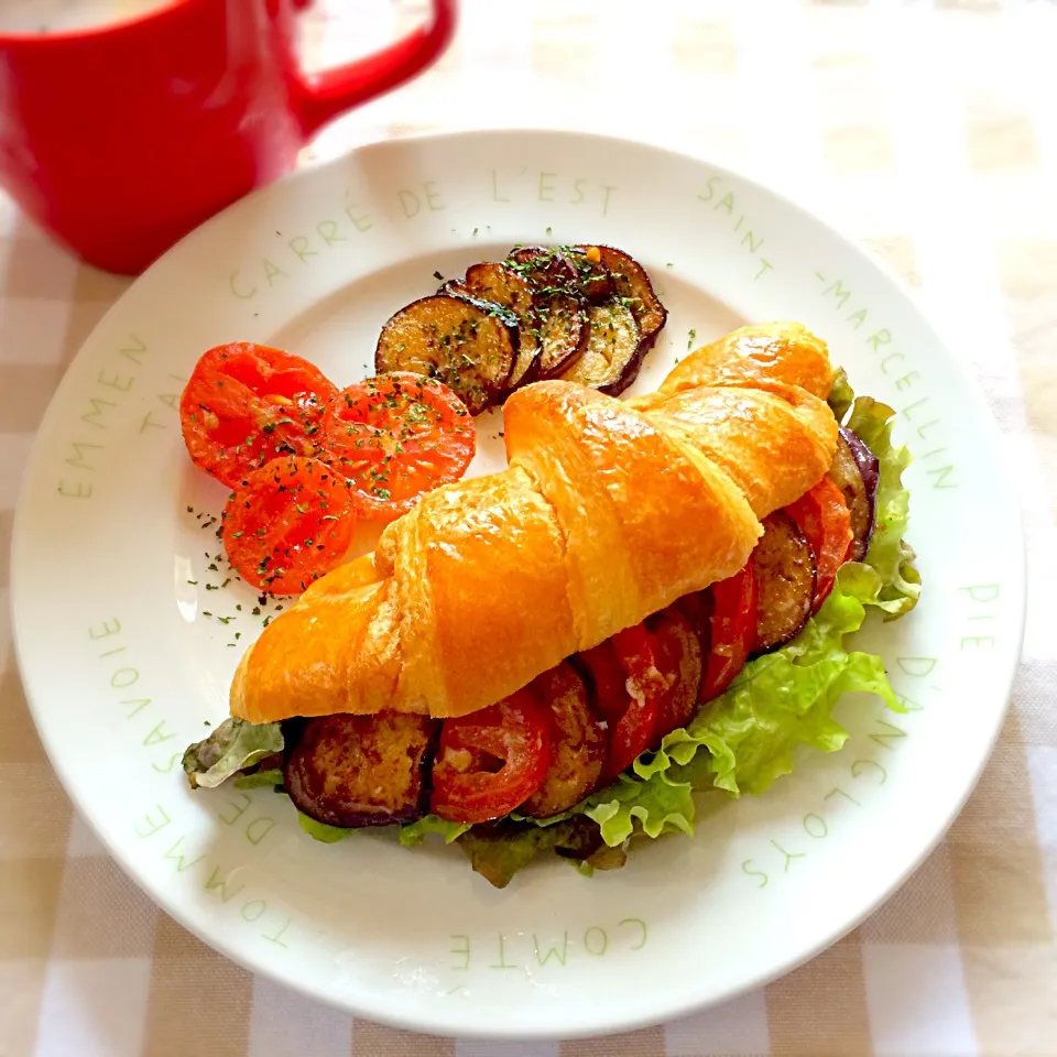 プチトマトと茄子のマヨソテー|ayu3cafeさん