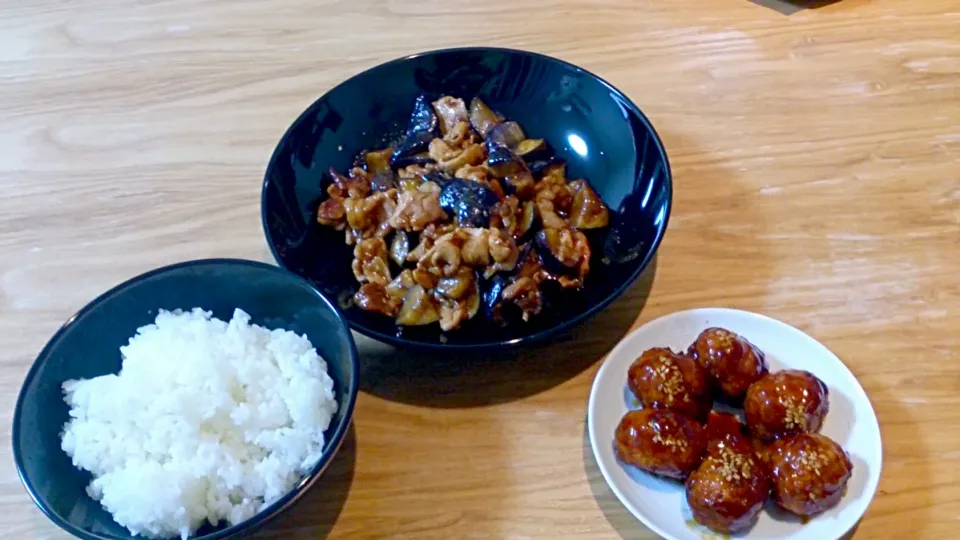 茄子と豚バラの味噌炒め…っていうクックドゥーw|ミナミ ヒロヤさん