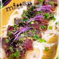 Snapdishの料理写真:カツオたたきのビールにも合う❤︎白いご飯にも合う❤︎胡麻酢薬味和え〜新玉たっぷり敷いてね♡