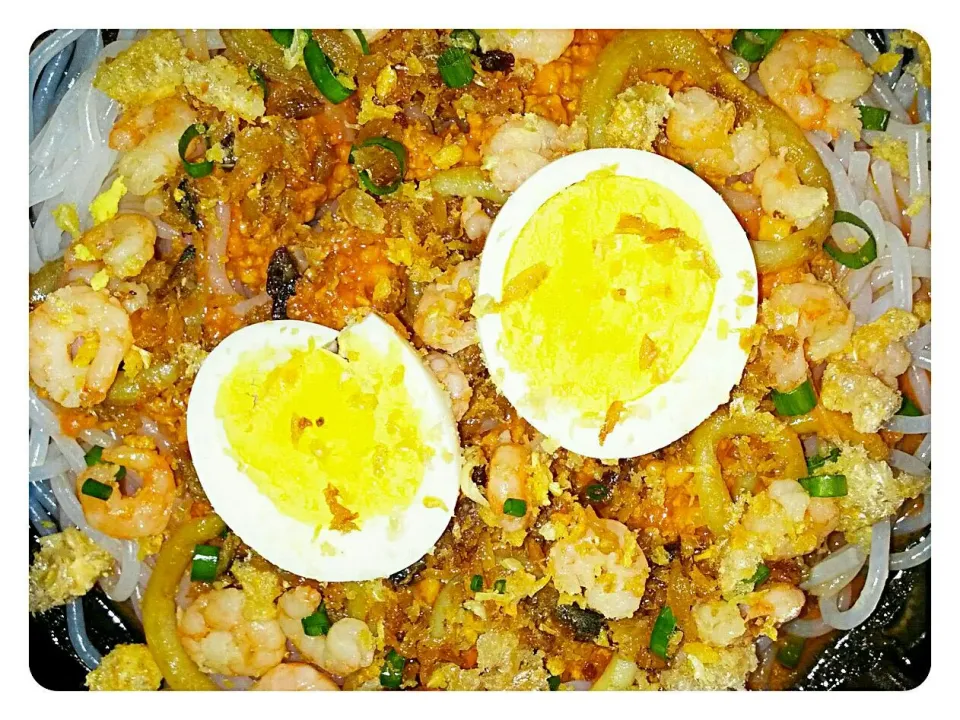 Pancit Palabok|Khai Abanes Perezさん