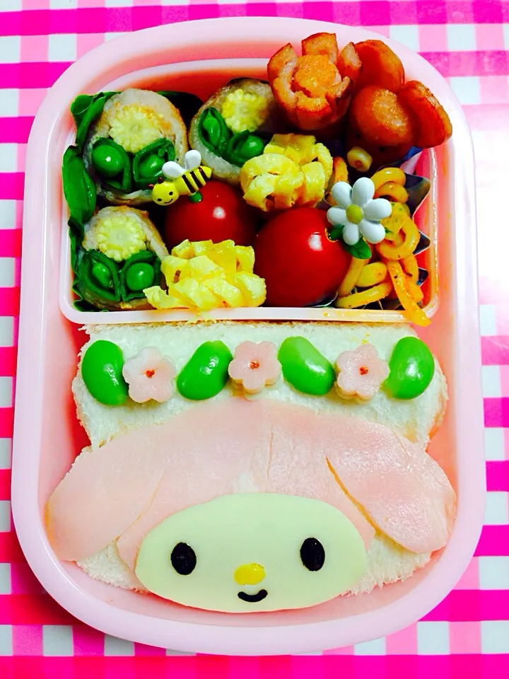 サンドイッチでお花畑弁当〜|eriiiiinaさん