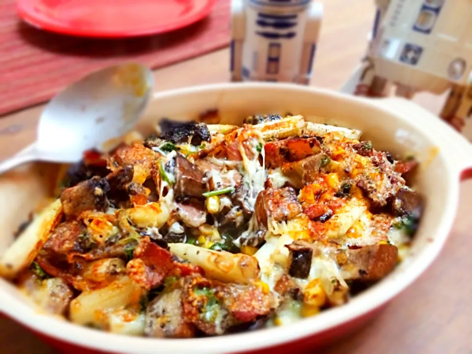 Portobello mushroom gratin with bacon, white asparagus and Monterey Jack cheese.|Akiko Nishimaeさん