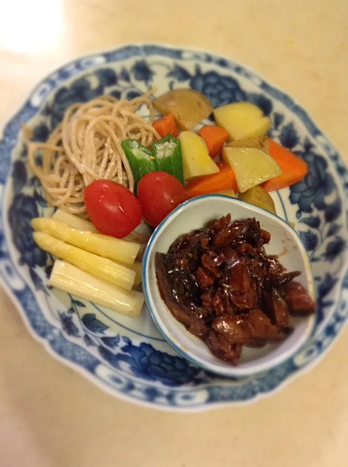 Today's JK lunch plate. うなぎでテストを乗り切ってくれい(^ ^)|hoppycowさん