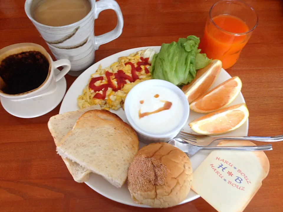 HARU BOUZのパンでゆったりブランチ🍴|えりさん