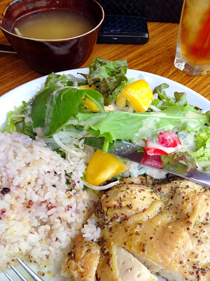 Grilled chicken lunch set|lauren shannonさん