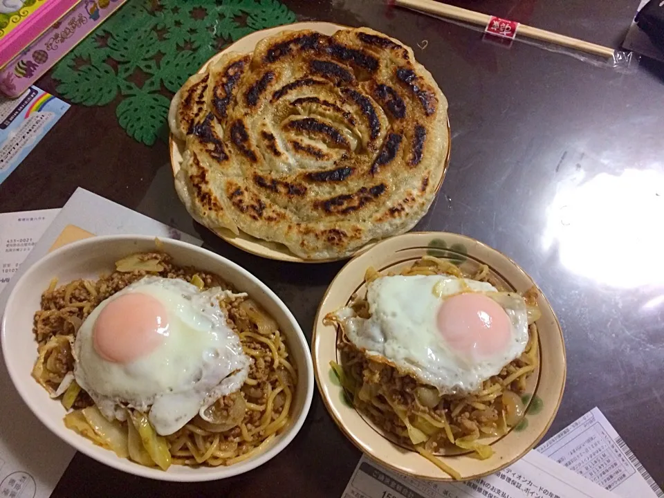 餃子 焼きそば|ぽんいおさん